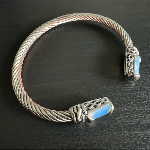 ⚜️3 for $30⚜️ Twisted Cable Cuff Bracelet (Silver Tone) - Picture 9 of 10